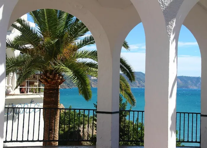 Lovely House With Private Pool In Burriana!